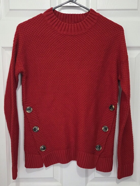 Sfera Sweaters - Sfera Women's Chunky Waffle Knit  Button-Accent Crewneck Red Sweater Size Small